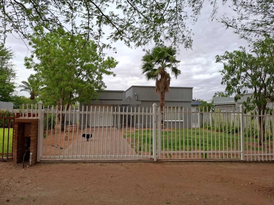 3 Bedroom Property for Sale in Keidebees Northern Cape